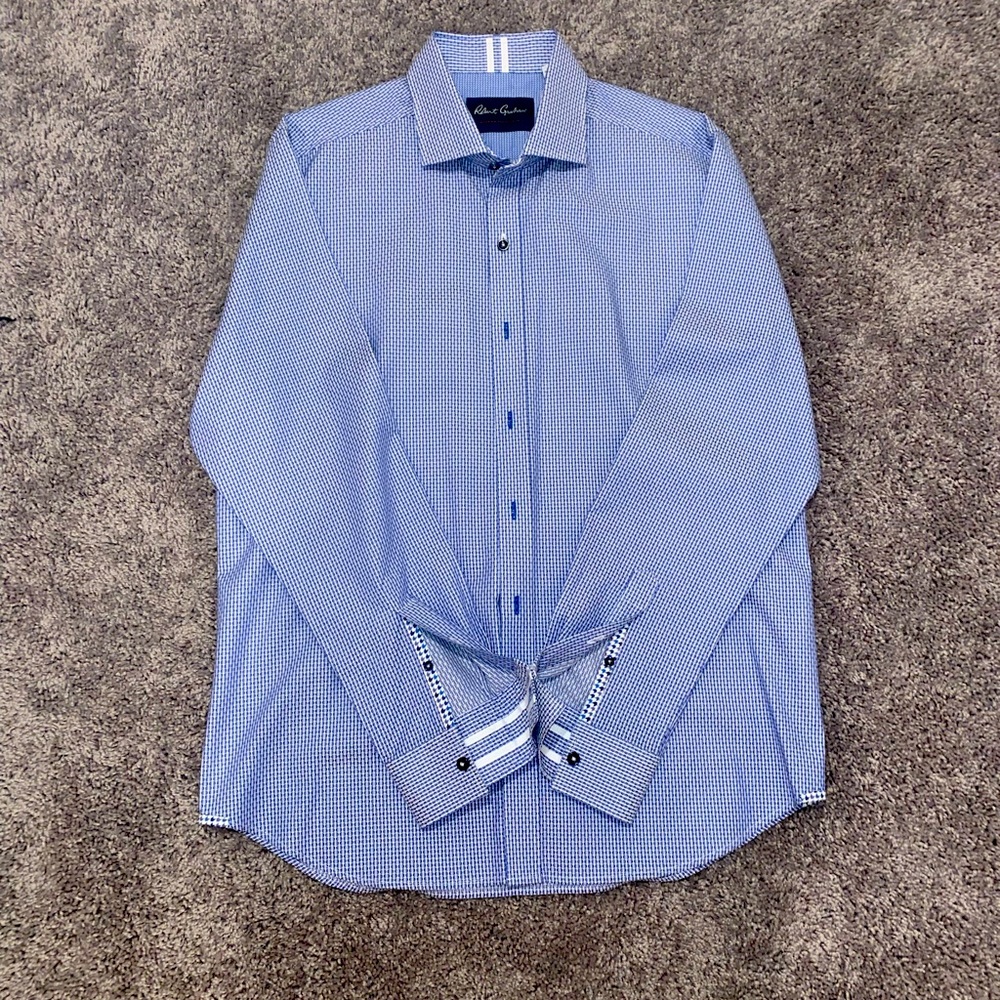 Robert Graham blue shirt